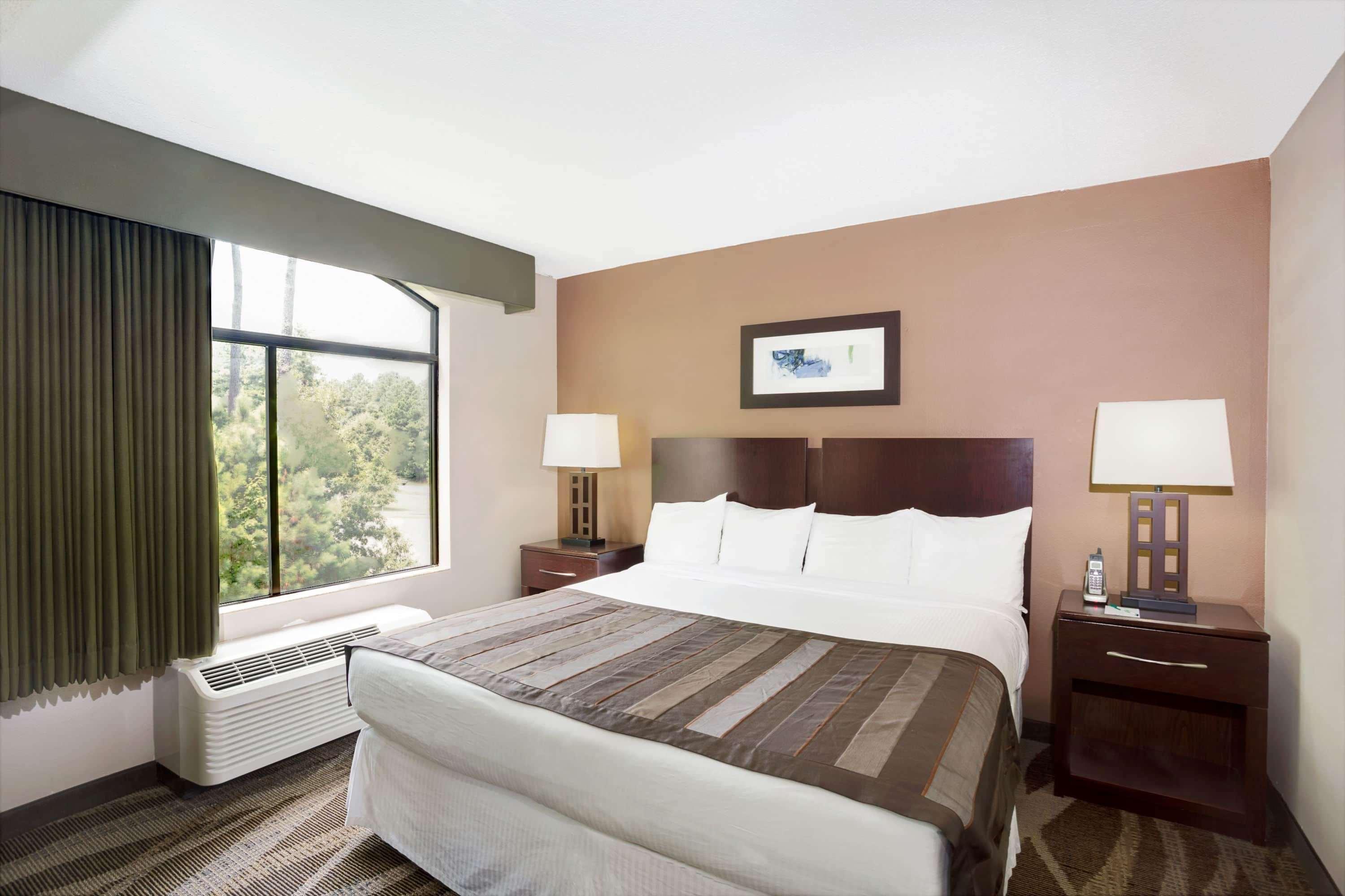 Hotel Wingate By Wyndham Raleigh Durham / Airport Extérieur photo