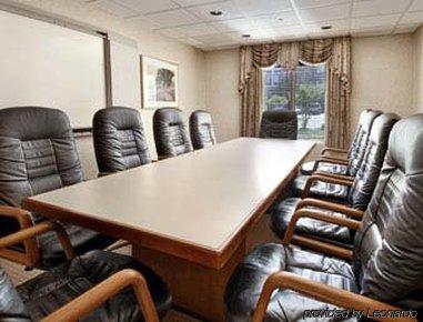 Hotel Wingate By Wyndham Raleigh Durham / Airport Facilités photo